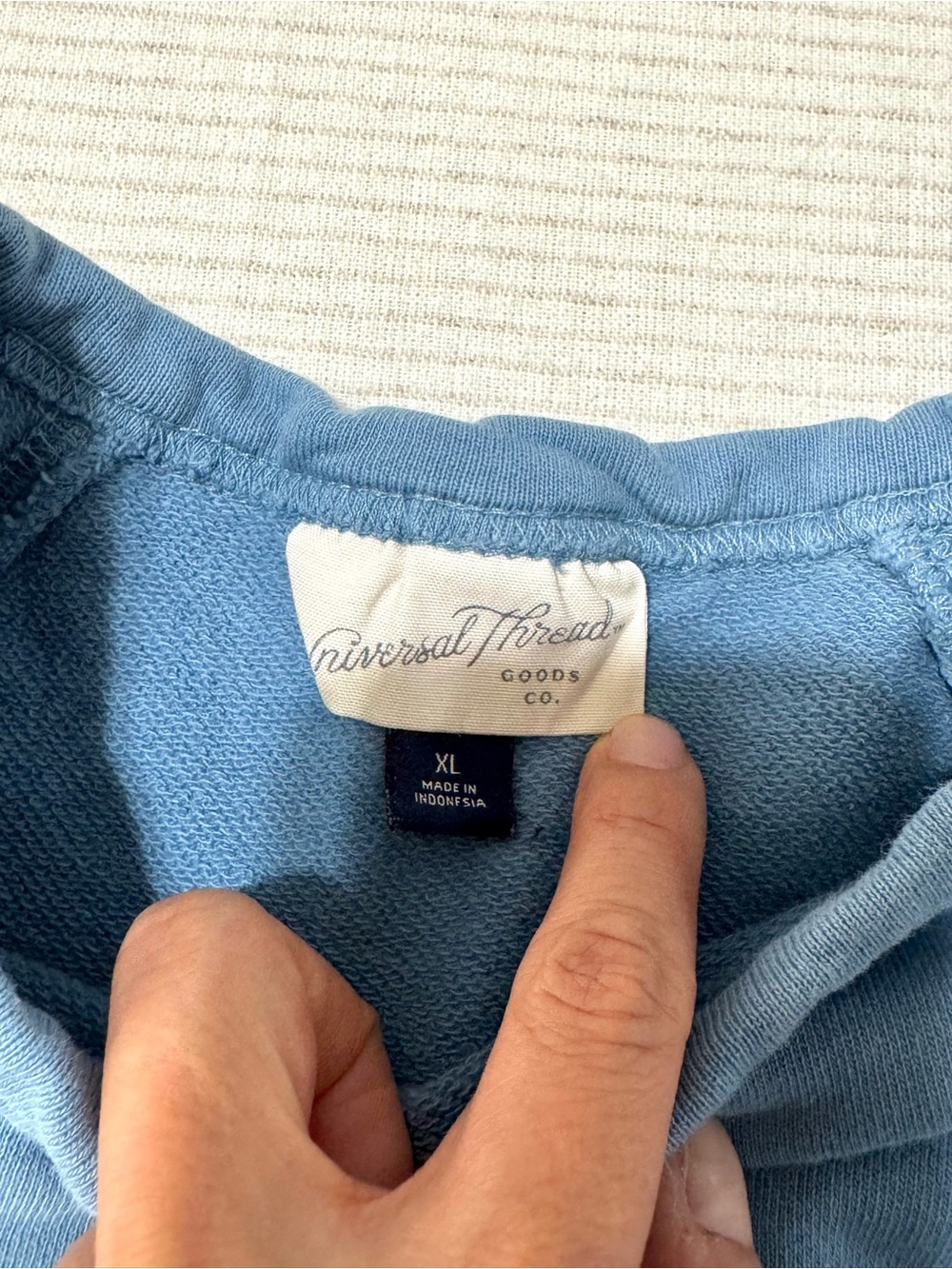 Universal Thread Goods Co. Blue Crewneck Sweatshirt XL - Picture 5 of 6